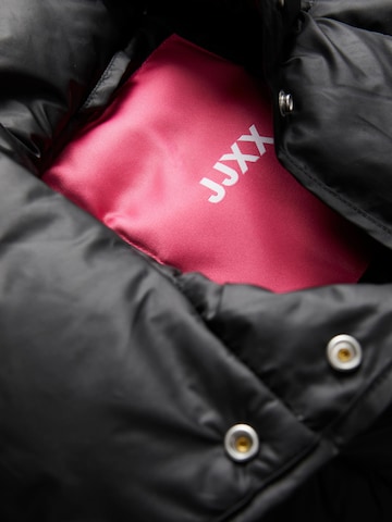 Veste mi-saison 'Cora' JJXX en noir