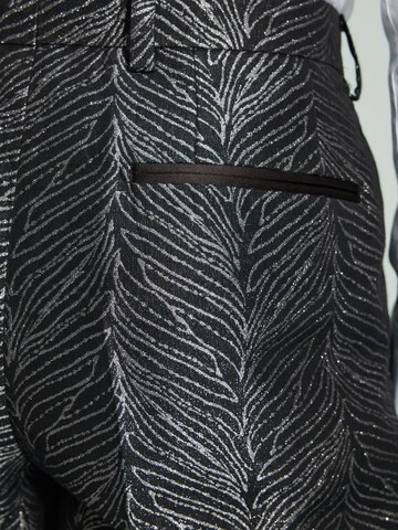 Next Slimfit Hose in Schwarz