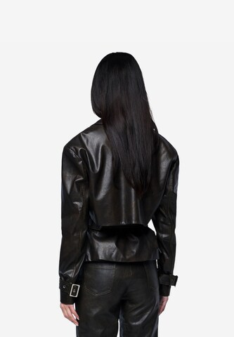 OW Collection Übergangsjacke 'Daphne' in Schwarz