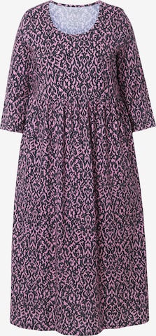 Ulla Popken Dress in Pink: front