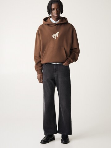 Pull&Bear Суичър в кафяво