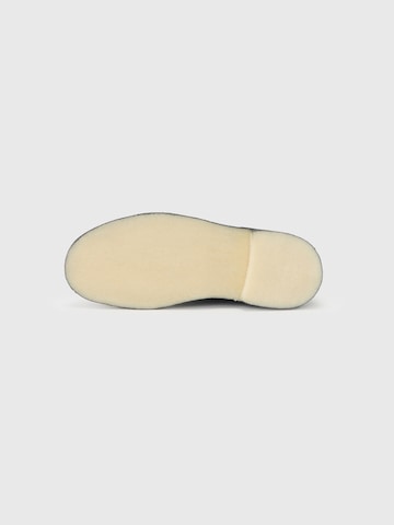 Botine Chukka de la Clarks Originals pe negru