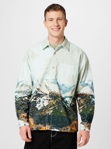 BDG Urban Outfitters Mugav suurus Triiksärk, värv segavärvid: eest vaates