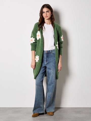 Apricot 3D Daisy Chunky Knit Cardigan ' ' in Grün