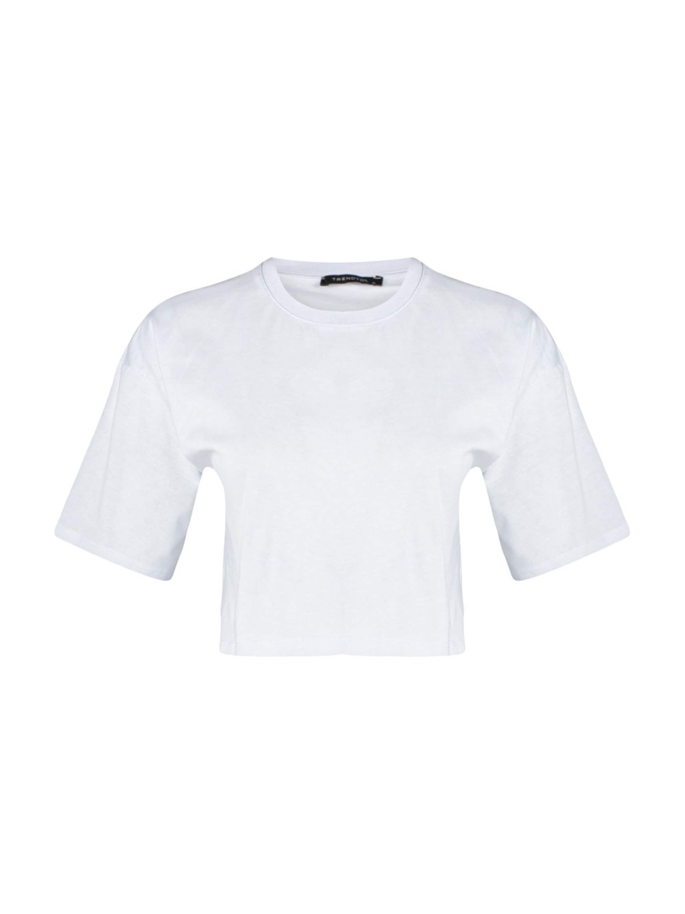 T-shirt Trendyol en blanc : devant