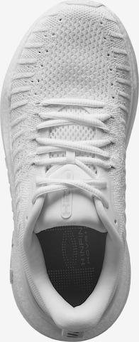 Chaussure de course 'Infinite Elite' UNDER ARMOUR en blanc