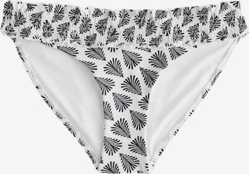 balta Next Bikinio kelnaitės: priekis