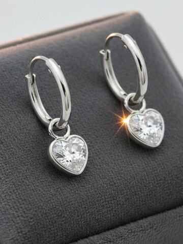 Boucles d'oreilles 'Silberne Creolen mit Hängendem Herz und Zirkonia' Maxte en argent
