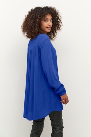 Tunique 'Amber' KAFFE CURVE en bleu