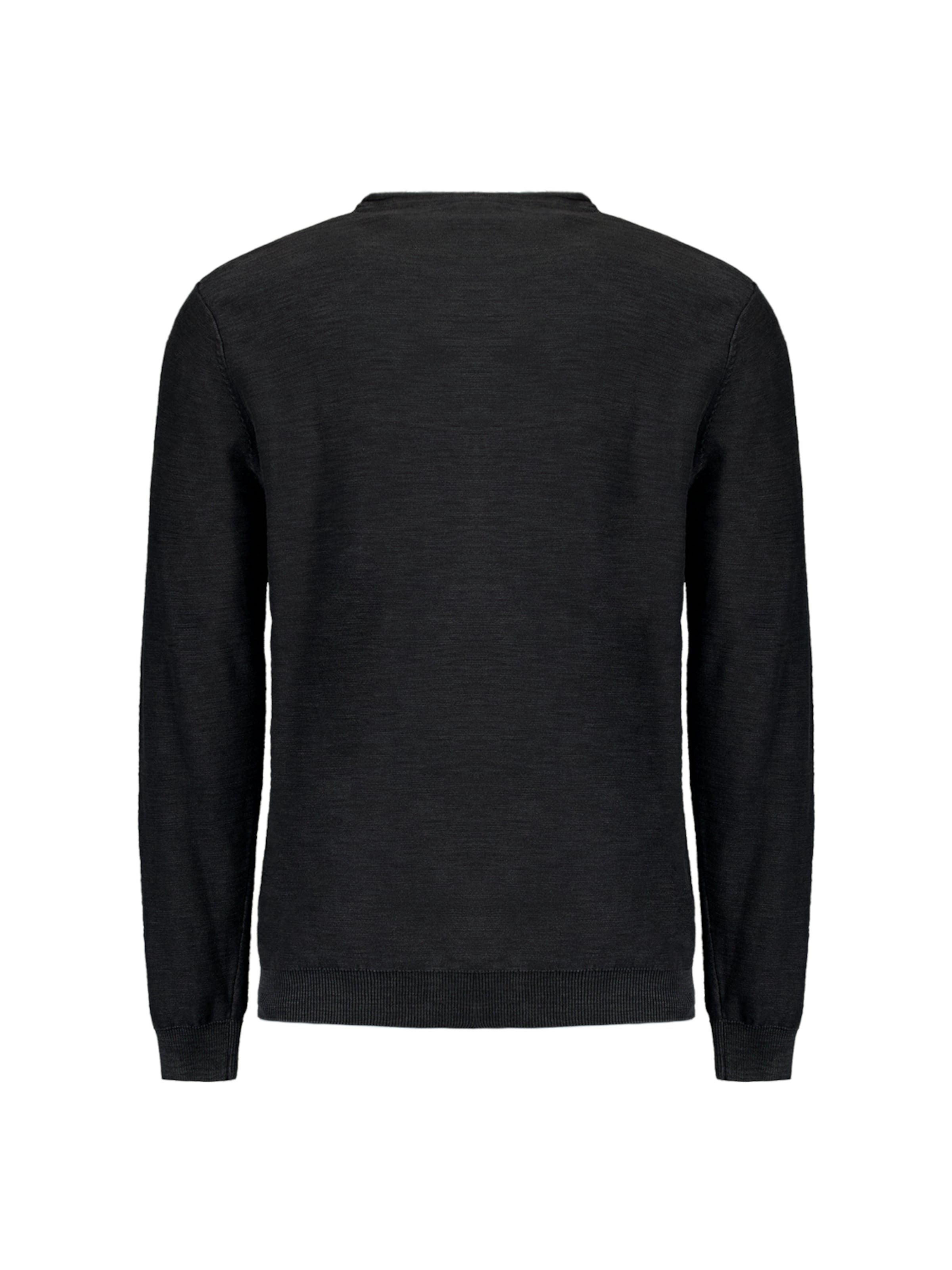 No Excess Pullover in Schwarz