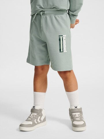 Hummel Loosefit Broek 'Tukas' in Groen: voorkant
