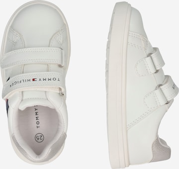 Baskets TOMMY HILFIGER en blanc