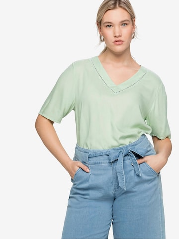 SHEEGO Shirt in Green: front