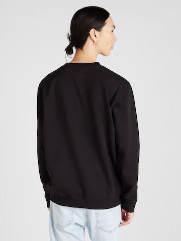 Tommy Jeans Sweatshirt 'Essential' in Black