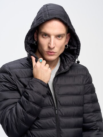 BIG STAR Winter Jacket 'Acarf' in Black