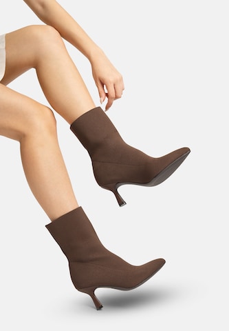 Salinyang Støvletter i brun