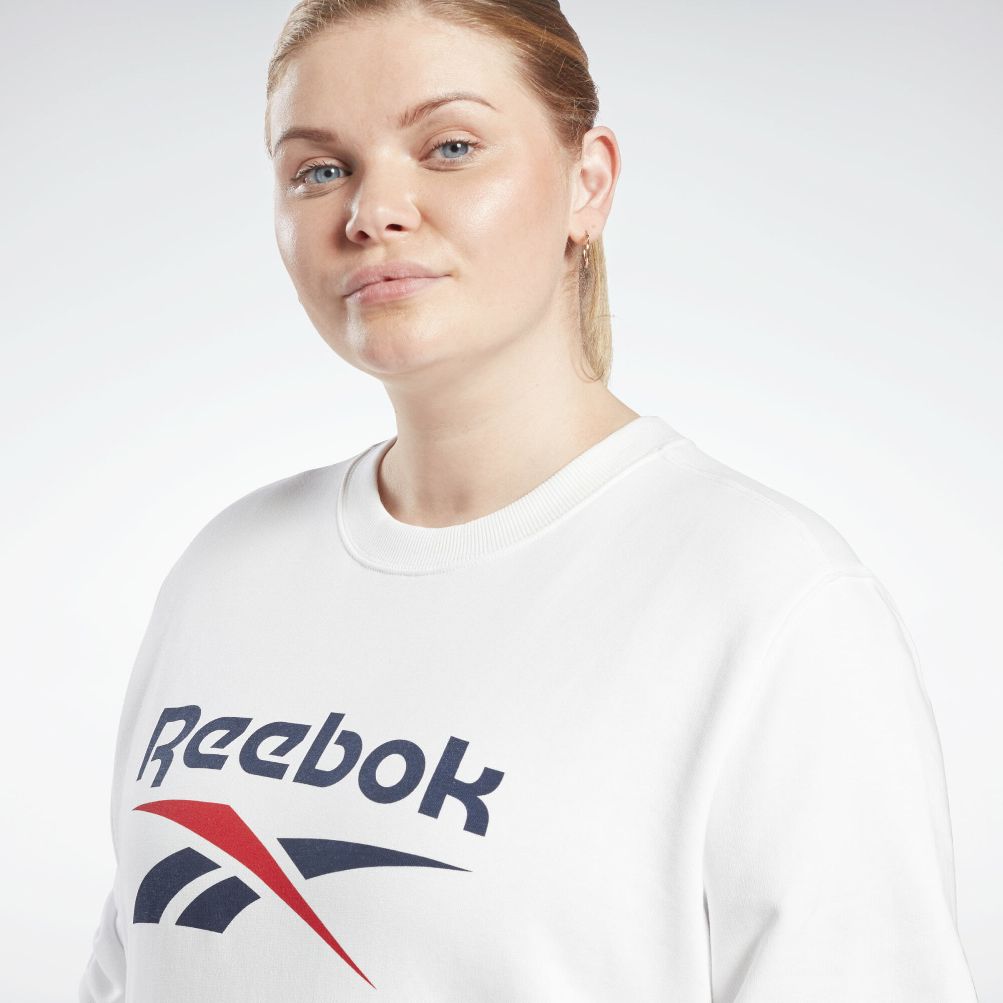 Reebok Sport Sweatshirt Identity in Weiß 