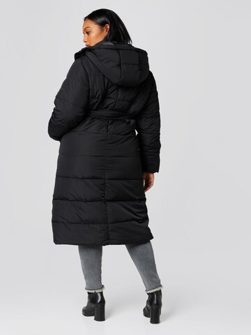 Manteau d’hiver 'Rita' Guido Maria Kretschmer Curvy en noir