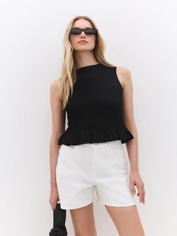 No Matter What Bluse in Schwarz: Vorderseite