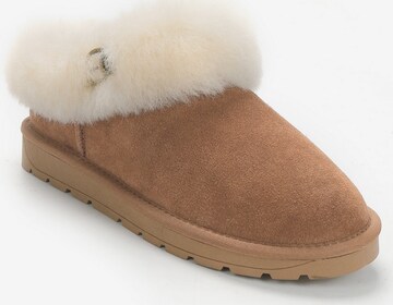 Slipper 'Mitsuko' di Gooce in marrone