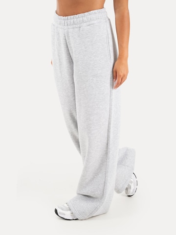 Smilodox Loose fit Trousers 'Zadie' in Grey