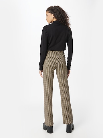 NÜMPH Regular Pleat-Front Pants 'EKKO' in Black