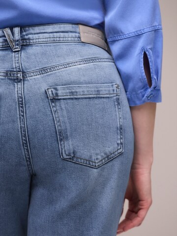 mėlyna STREET ONE Barrel Džinsai 'Karlie'