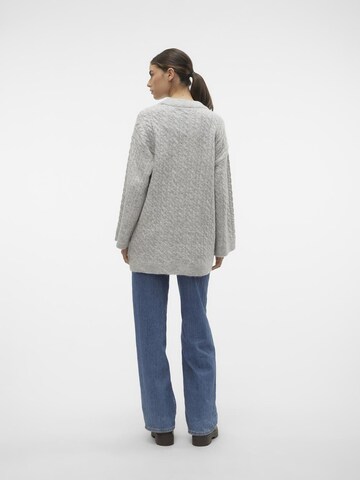 VERO MODA - Pullover 'HEIDI' em cinzento