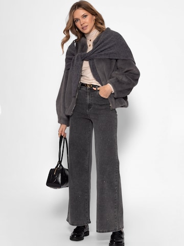 SASSYCLASSY Shirt in Beige