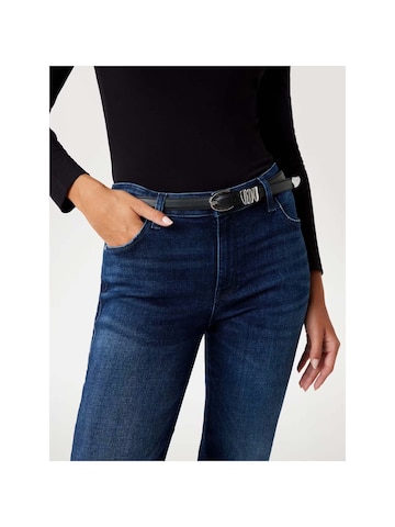 GUESS Regular Jeans 'Sexy Gerade' in Blauw