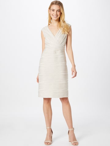 Vera Mont Kleid in Beige