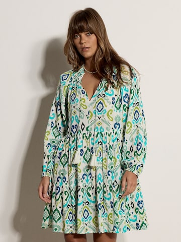 Robe ' ' Apricot en blanc : devant