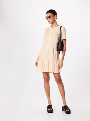 VERO MODA - Vestido camisero 'BUMPY' en blanco