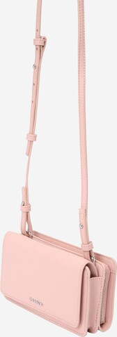 Calvin Klein - Bolso de hombro en rosa: frente