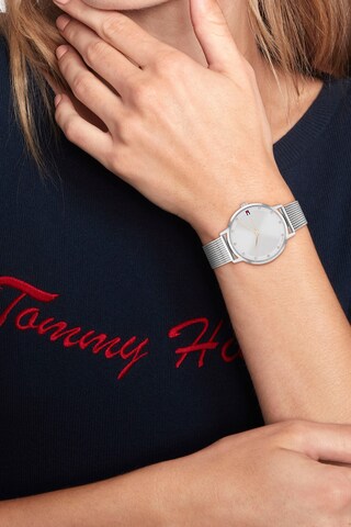 TOMMY HILFIGER Analog klocka i silver: framsida