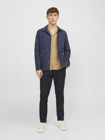 Regular Pantalon chino JACK & JONES en bleu