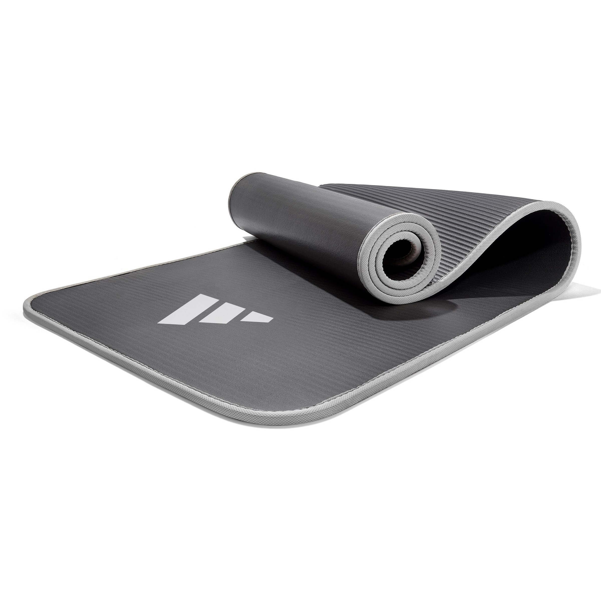 ADIDAS PERFORMANCE Matte in Grau