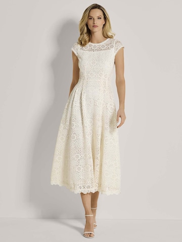 Robe de cocktail MADELEINE en blanc