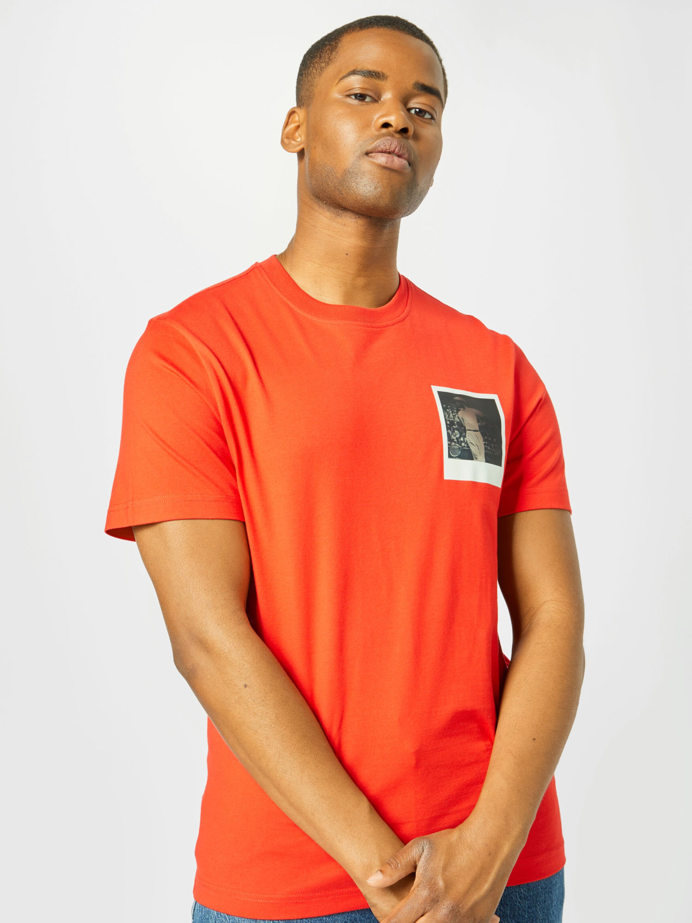 Männer Shirts LACOSTE T-Shirt in Orangerot - CZ64528 Männer Shirts LACOSTE T-Shirt in Orangerot - CZ64528