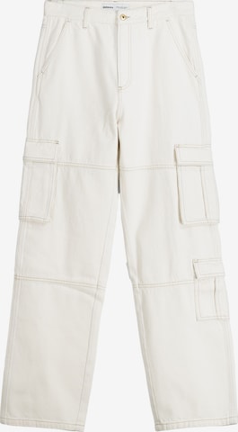 Loosefit Jeans cargo Bershka en blanc : devant