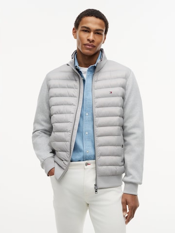 TOMMY HILFIGER Демисезонная куртка 'ESS' в Серый: спереди