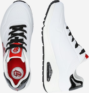 SKECHERS Låg sneaker 'Rolling Stones Lick' i vit