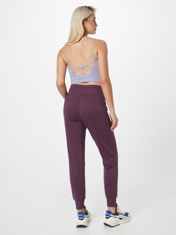 Effilé Pantalon de sport 'MILANI' Marika en violet