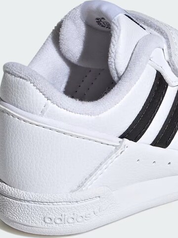 ADIDAS - Zapatillas deportivas 'adidas Team Court 2 Str Cf C' en blanco