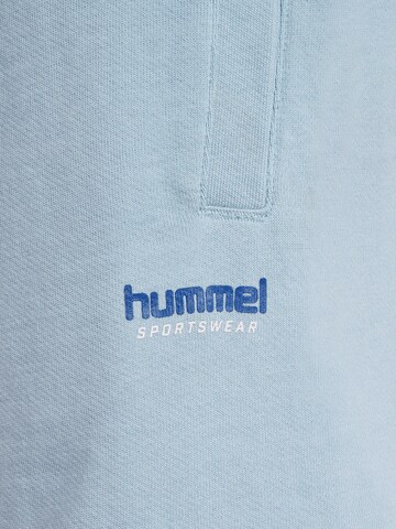 Hummel Regular Shorts 'Shai' in Blau