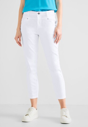 STREET ONE Slimfit Jeans in Wit: voorkant