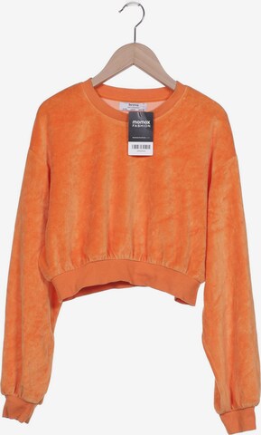 Bershka Sweatshirt & Zip-Up Hoodie in S in Orange: front