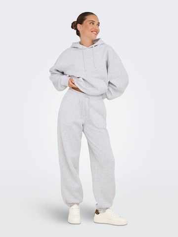 ONLY Tapered Broek 'ONLBEST' in Grijs: voorkant