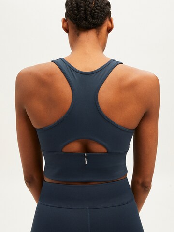 Bustier Soutien-gorge de sport 'Saantosha' ARMEDANGELS en bleu