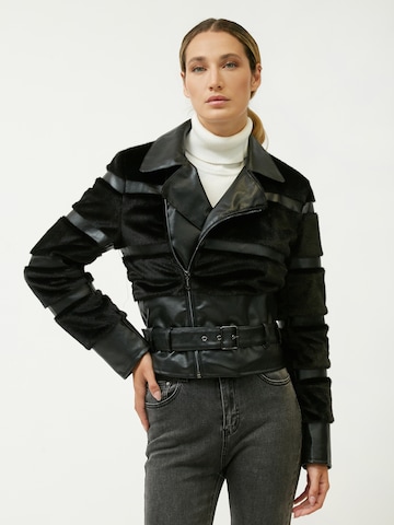 Influencer Between-Season Jacket 'Faux' in Black: front